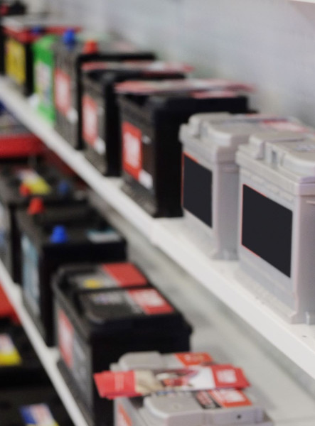 types of car battery on shelf